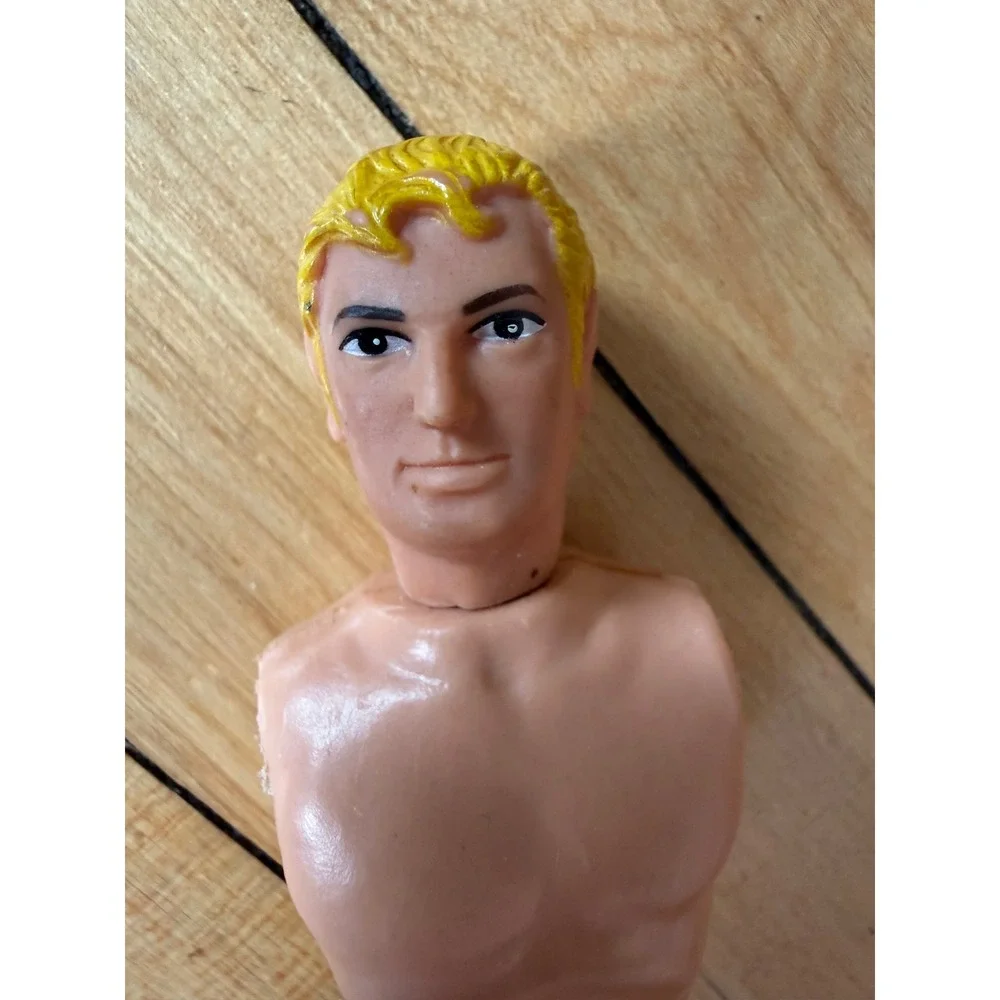 Vintage 1972 Mego Corporation Aquaman action figure head and‎ torso replacement